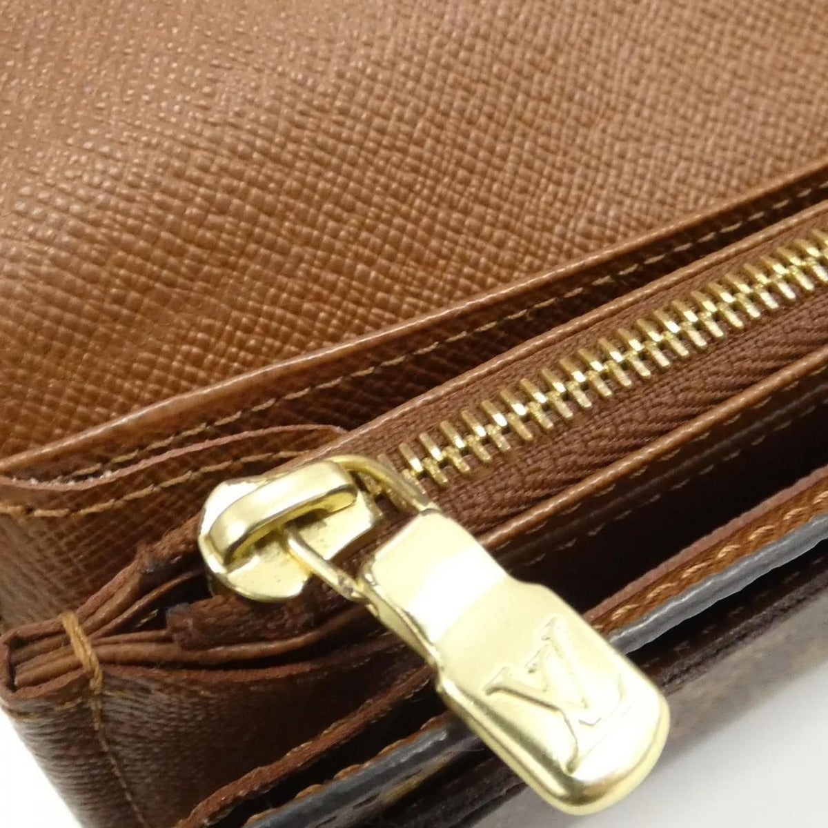 Louis Vuitton Monogram Portefeuille Sarah Wallet — view 9