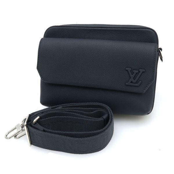 Louis Vuitton Fastline Leather