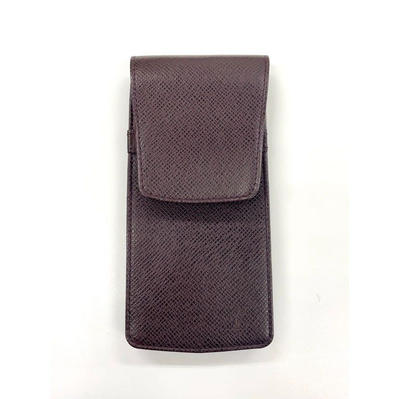 Louis Vuitton Taiga Etui GM Pen Case Acajou — view 8