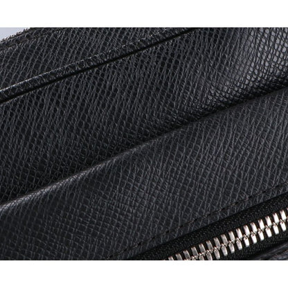 Louis Vuitton M30245 19 Years Taiga Llama Bum Bag Outdoor