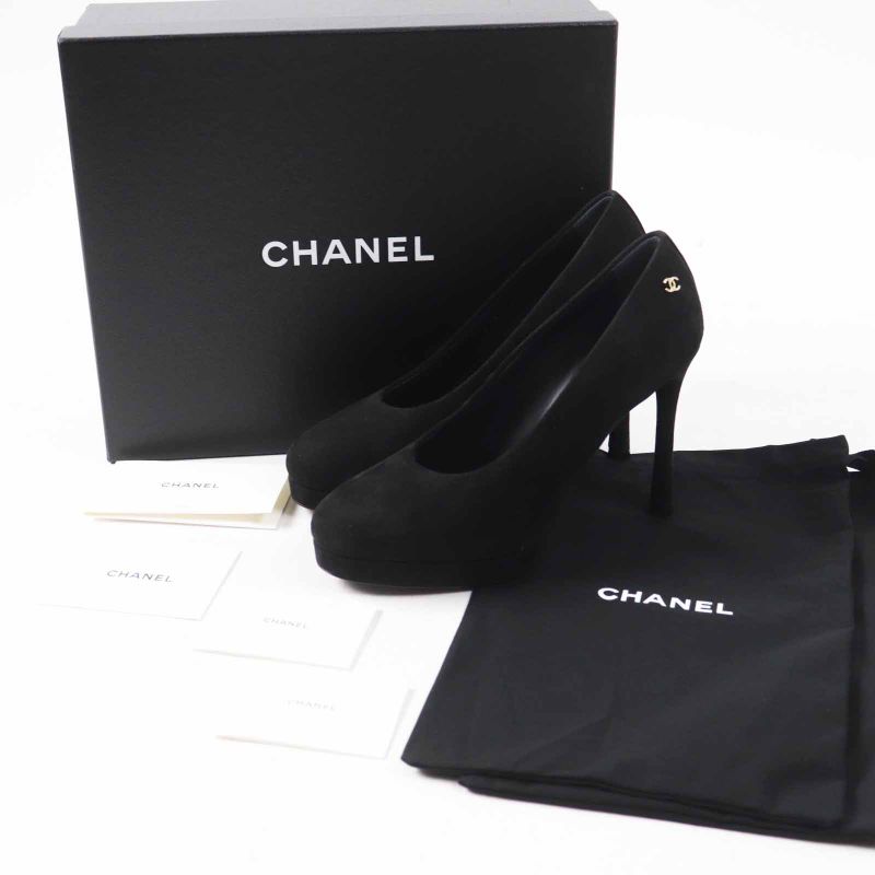 CHANEL 23K G45288 Pin Heel Suede Leather Pumps With Rhinestone Coco Mark Black