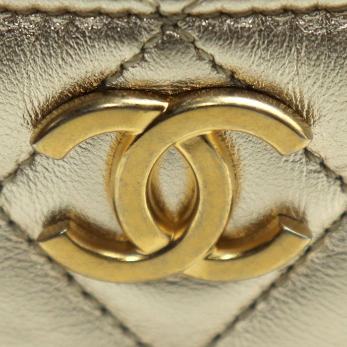 Chanel Matelasse Chain Clutch Bag Gold Ap2803 Ladies Preowned