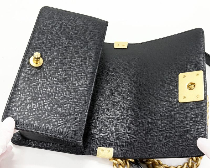 Chanel Shoulder Bag Handbag Boy Chanel Small Chain Shoulder Bag Caviar Skin