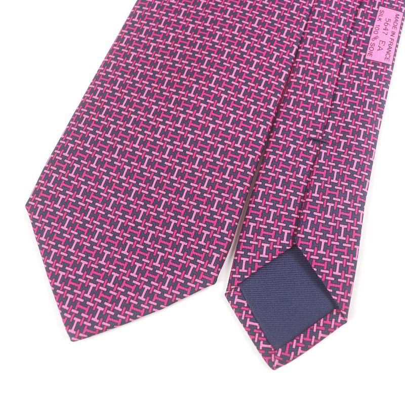 Hermes 5647 EA 100% Silk H Logo Motif Allover Pattern Regular Tie Navy Pink