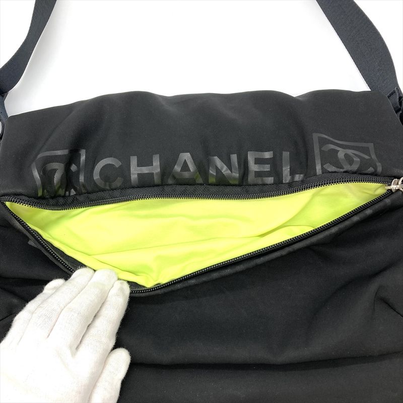 Chanel Sport Shoulder Bag Black Black/silver Hardware 9th Unisex