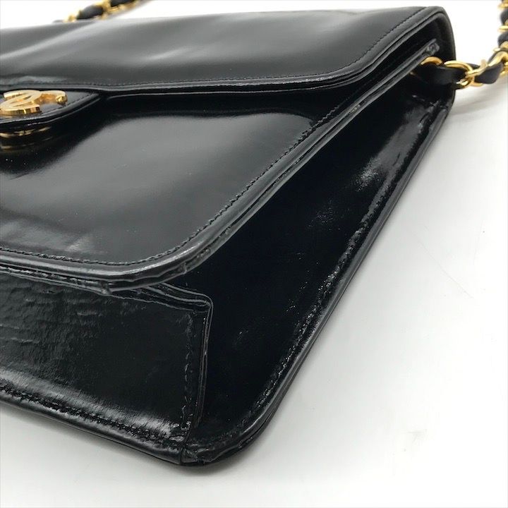 Chanel CC Logo Patent Push Lock Chain Shoulder Bag Black Purse