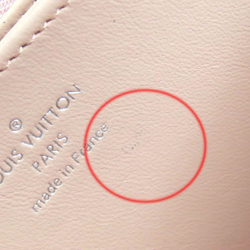 Louis Vuitton M61868 Mahina Monogram Zippy Wallet Long Wallet Magnolia Storage