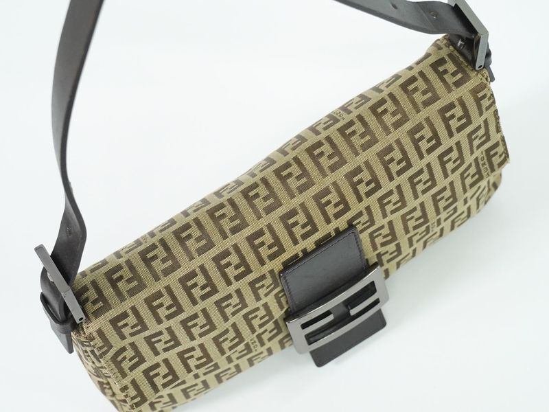 Authentic Fendi Mamma Bucket Zucchino Shoulder Bag Handbag Canvas Beige 8br000