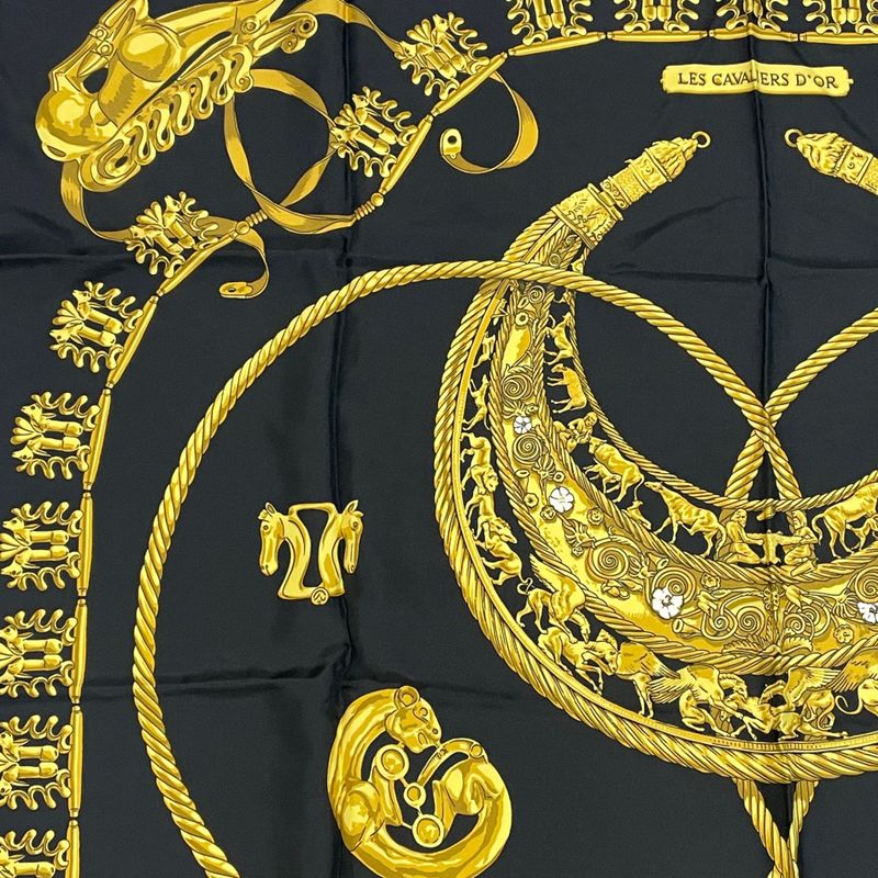 Hermes LES Cavaliers D'OR Golden Knight Scarf Silk Gold And Black