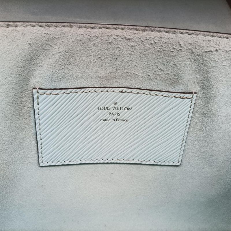 Louis Vuitton Twist MM Summer Splash Blue Epi M56372ar0220