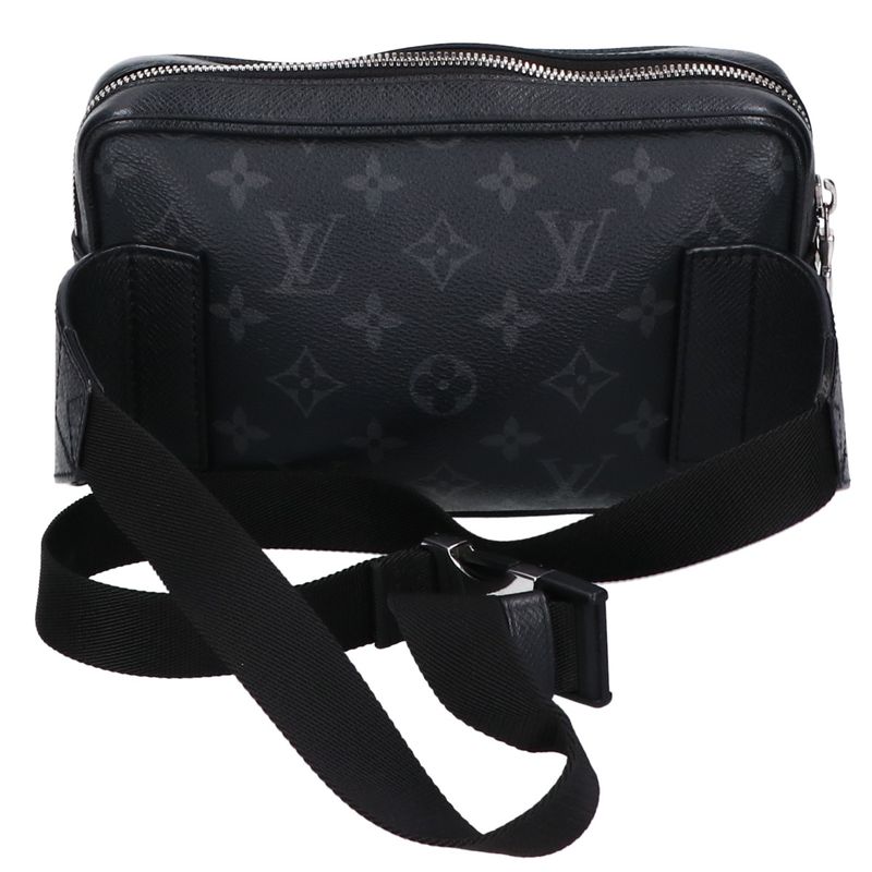 Louis Vuitton M30245 19 Years Taiga Llama Bum Bag Outdoor