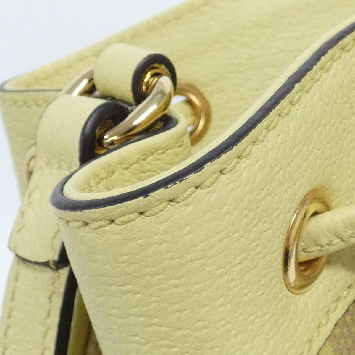 Gucci Shoulder Bag — view 5