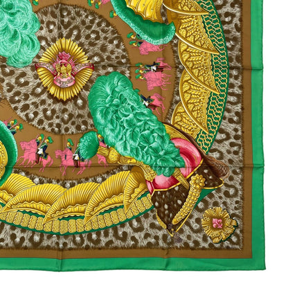 Hermes Carre 90 Casques Et Plumets Faceless Helmet Green Scarf 100% Silk — view 5