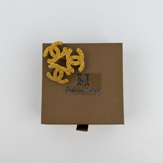 Chanel CC Logo Brooch Gold Vintage