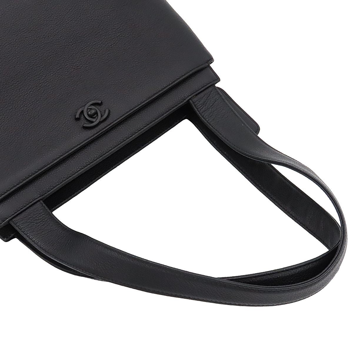 Chanel Tote Bag CC Logo Turnlock Motif Black Caviar Leather — view 4