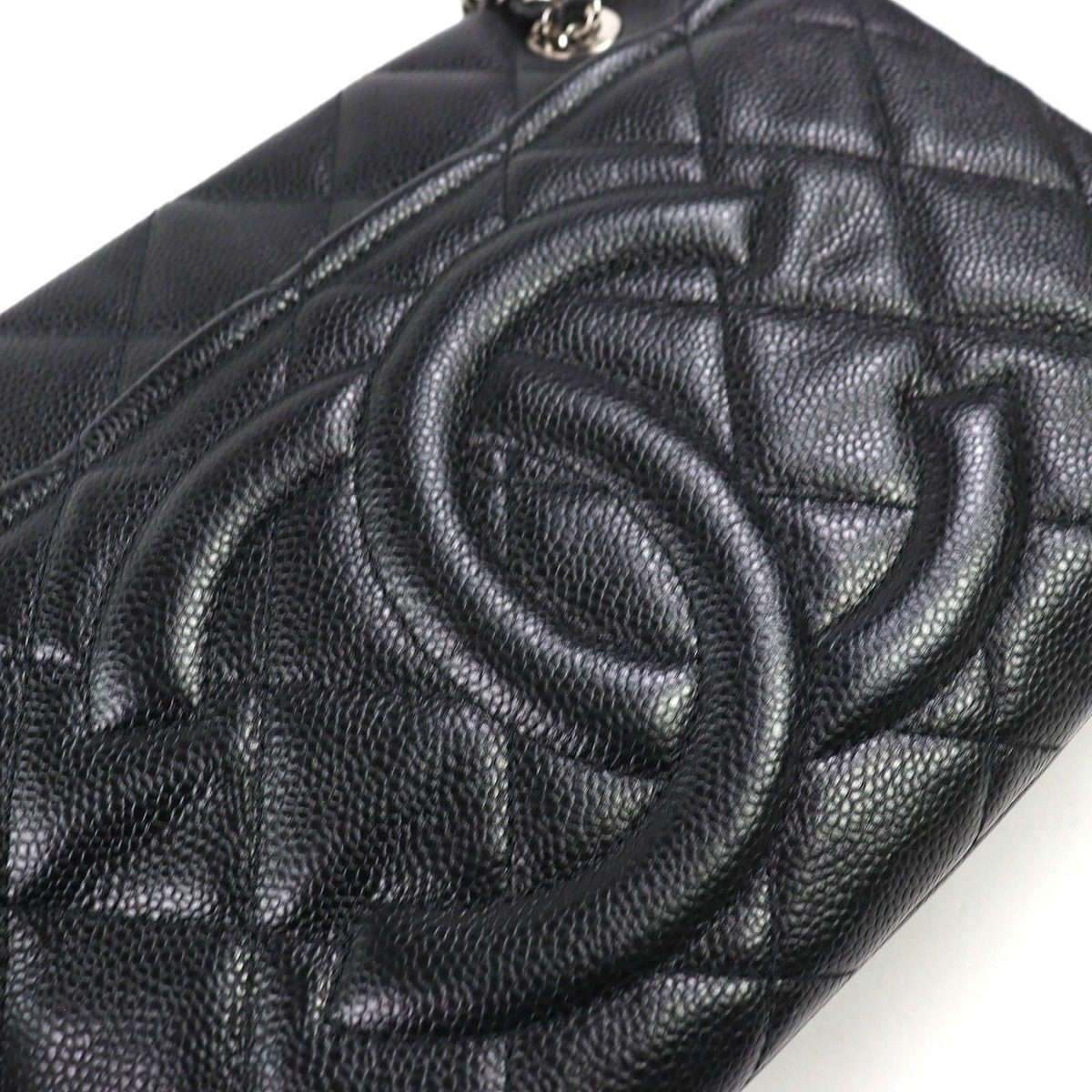 Chanel Caviar Leather CC Logo Quilted Chain Tote Black with Silver Large — view 8