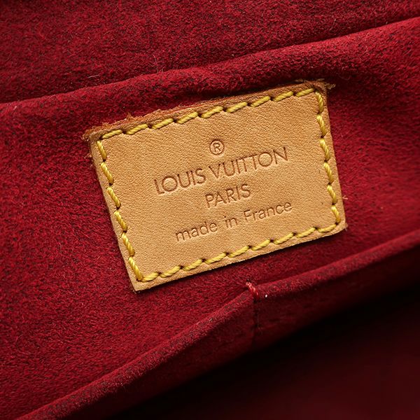 Louis Vuitton Shoulder Bag Vivacite MM Monogram Canvas Monogram Gold Hardware