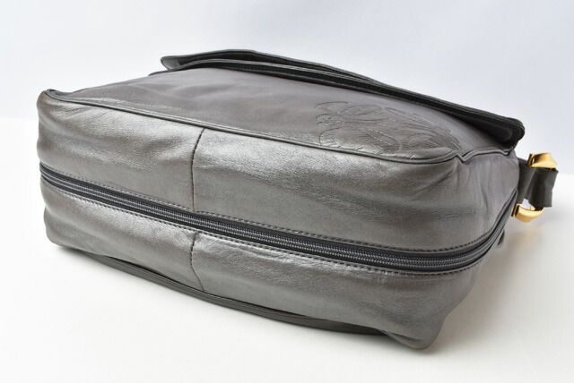 Loewe Preowned Shoulder Bag Semi-shoulder Men's Women's Loewe Lambskin Light