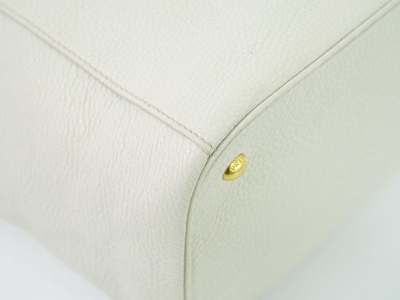 Authentic Prada Leather 2WAY Shoulder Bag Handbag Pochette Ivory Bn2694 Bag