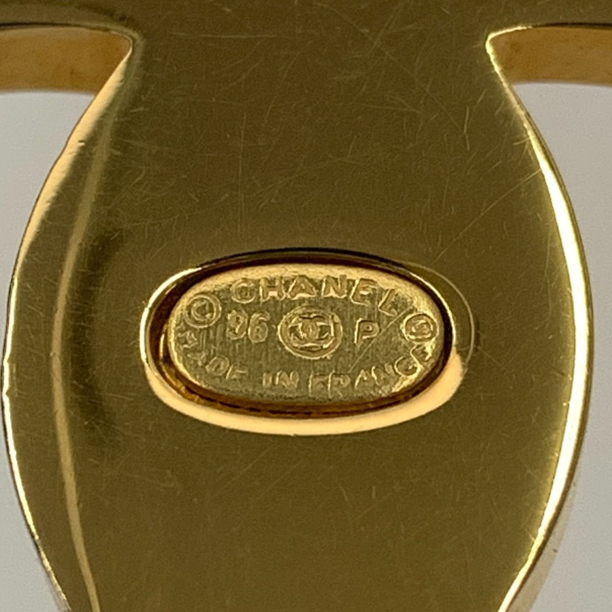 Chanel Cocomark Turnlock 96p Chain Necklace Gold