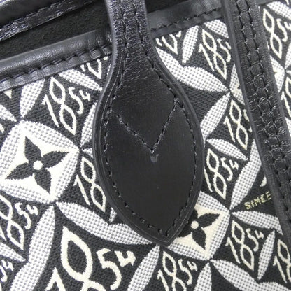 Louis Vuitton Neverfull MM Bag — view 5