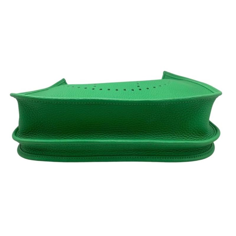 Hermes Shoulder Bag Evelyn PM Evelyn W Engraved Taurillon Clemence Vert Yucca