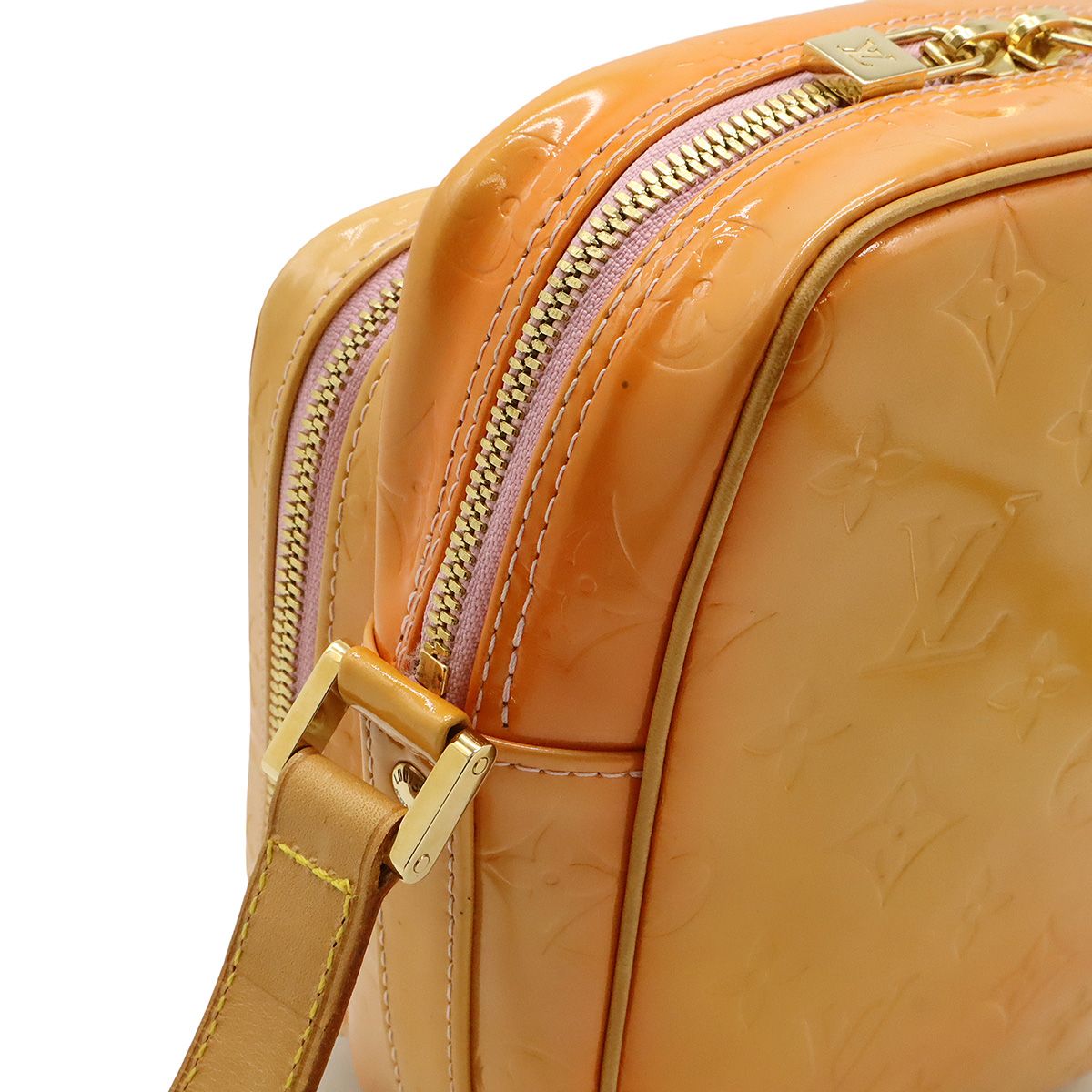 Louis Vuitton Monogram Vernis Wooster Shoulder Bag Pochette Crossbody Enamel