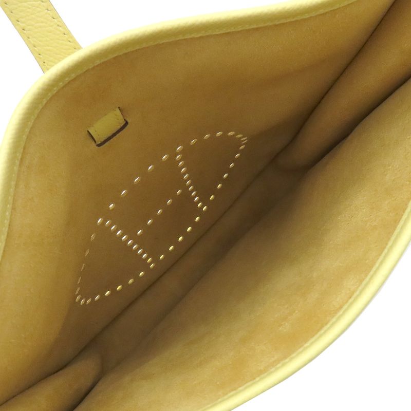 Hermes Shoulder Bag Evelyn 3 PM Vaux-Epson Joanne Pouss in Silver Hardware