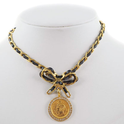 Chanel Coin Ribbon Vintage Choker Gold Plated And Rhinestone Gold 96P Ladies