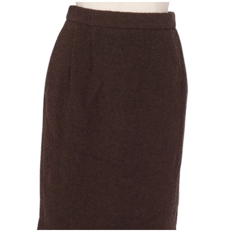 Chanel Skirt with Clover Buttons Wool Vintage — view 4