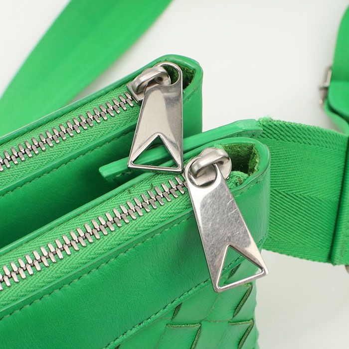 Bottega Veneta Intrecciato Crossbody Shoulder Bag Leather Men's