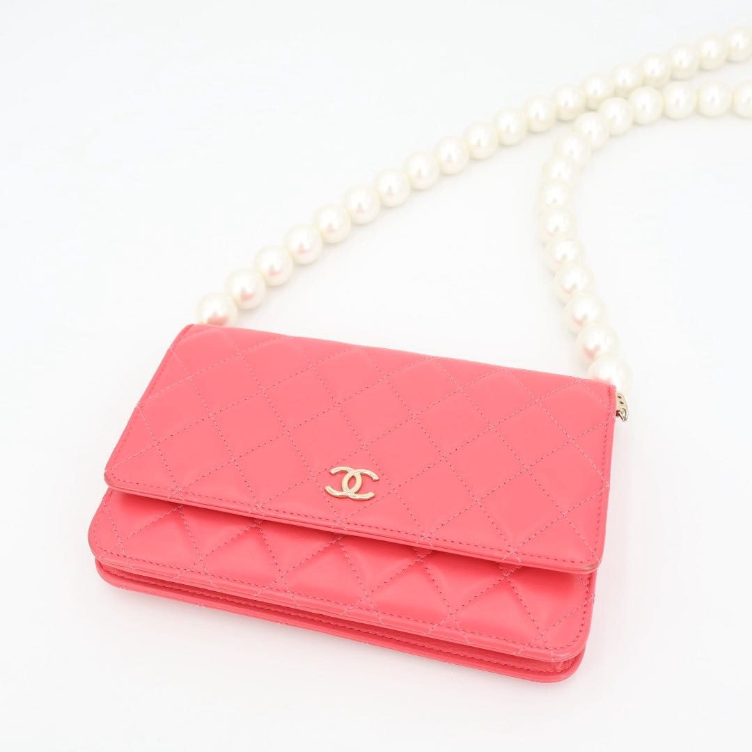 Chanel Pearl Pink Wallet on Chain — view 3