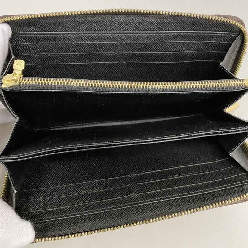 Louis Vuitton Long Wallet Monogram Giant Reverse Zippy Wallet M69353 Brown