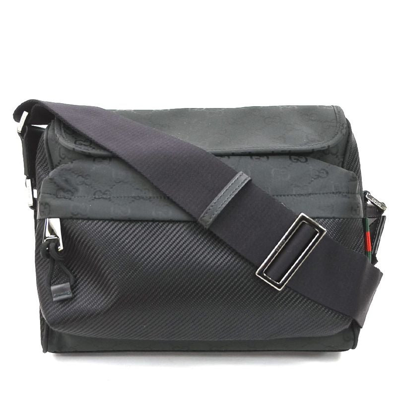 Gucci Shoulder Bag Size 22