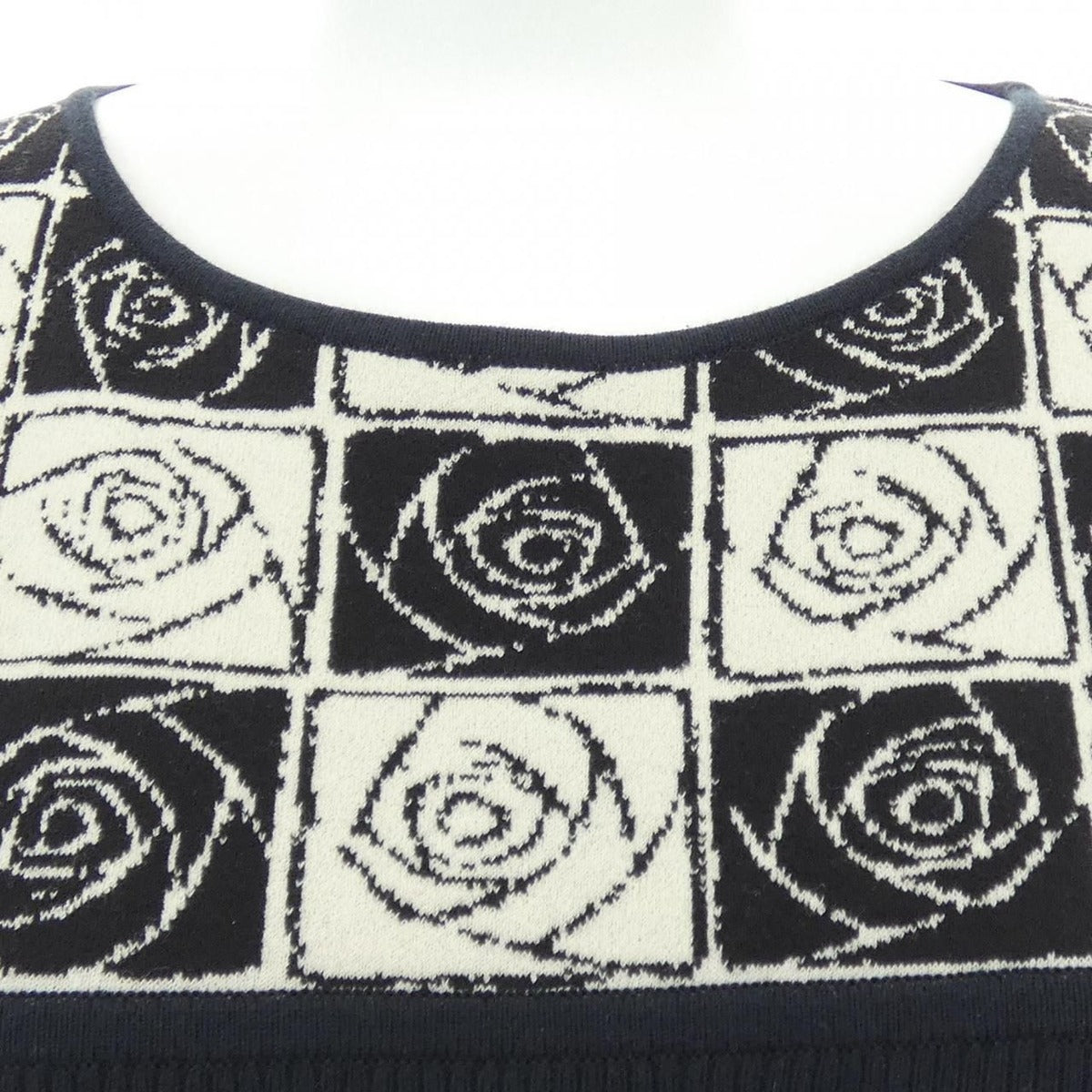 Chanel Vintage Knit Top Black — view 5