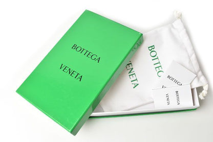 Bottega Veneta Wallet Unused Bottega Veneta Long Wallet Intrecciato Zip-up