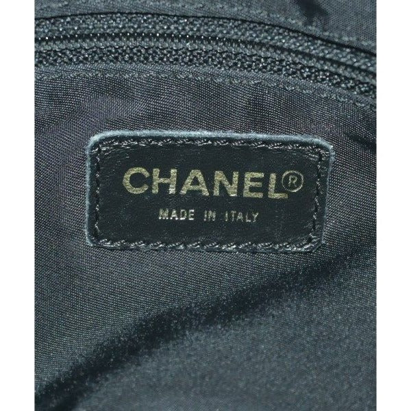 Chanel Shoulder Bag Black — view 4
