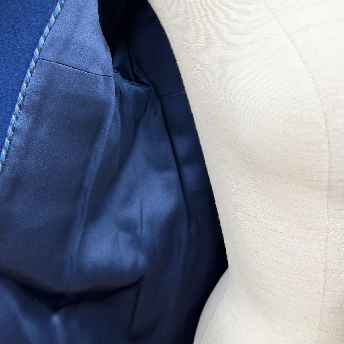 Chanel CC Logo Button Lining Silk Double Breasted Wool Coat Blue 36 — view 5