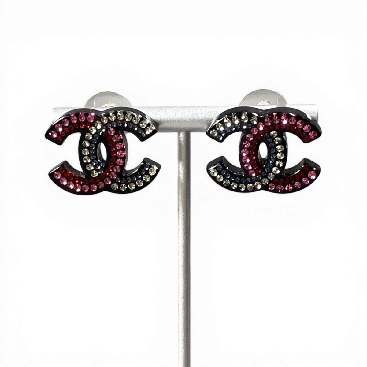 Chanel D9 Earrings CC Logo Line Stone Multicolor — view 2
