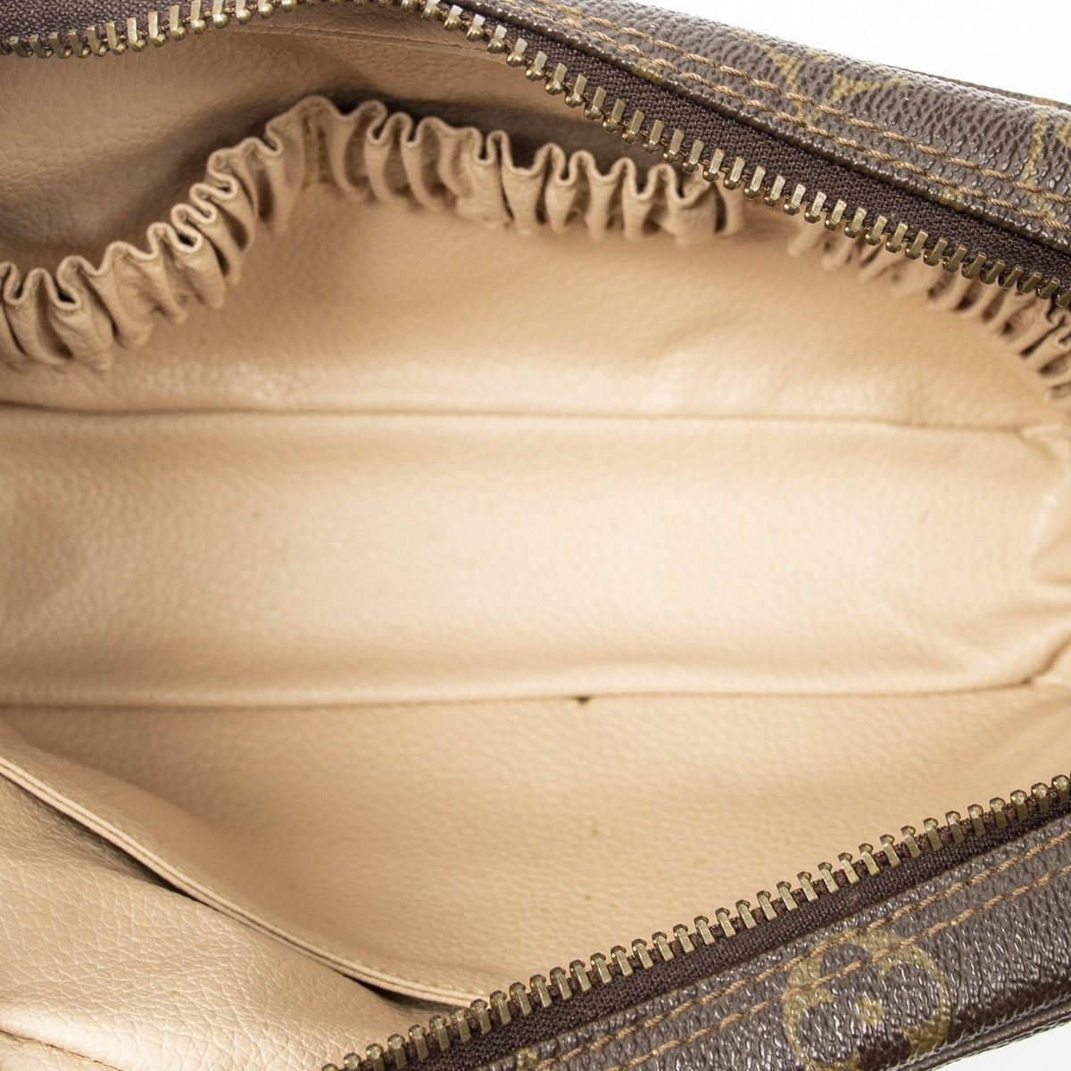 Louis Vuitton Toiletries Pouch Brown Monogram Canvas — view 9