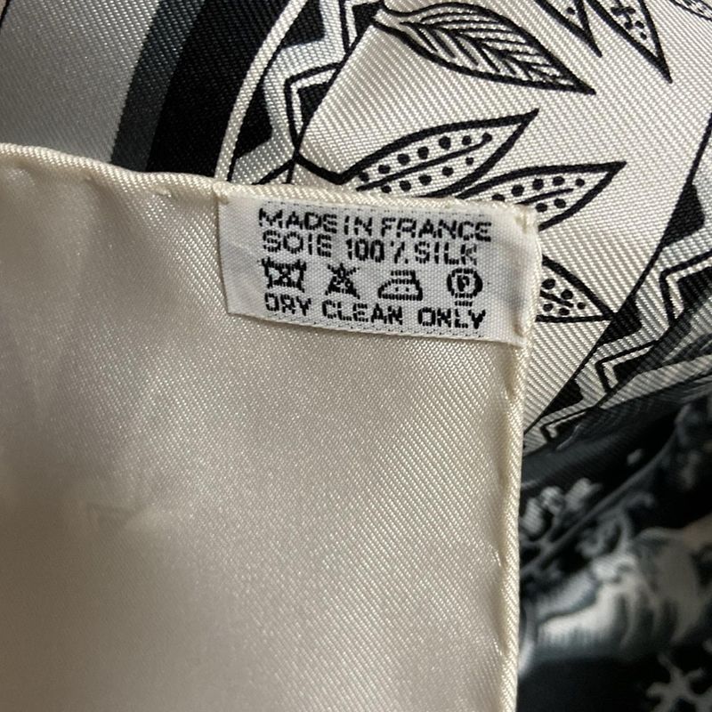 Hermes Scarf Carré 90 Ivory×black×gray Au Son Du Tam