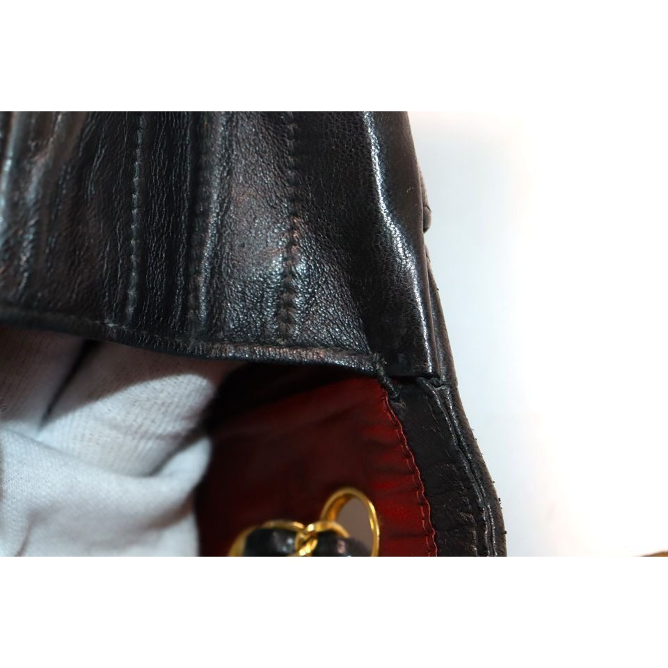 Chanel Stitch Leather Chain Shoulder Bag — view 9