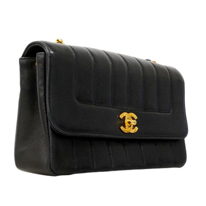 Chanel Shoulder Bag Diana Lambskin Black Gold — view 2