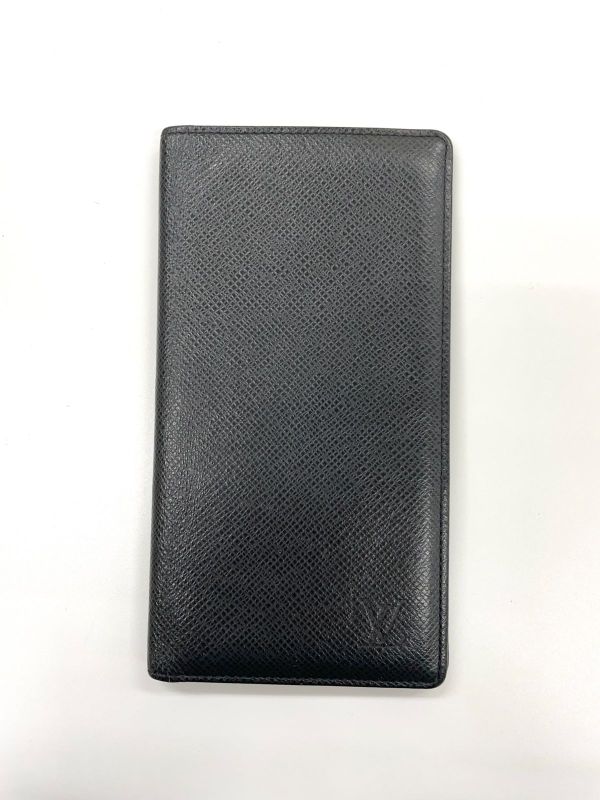 Louis Vuitton Taiga Porte Barrule Carte Cles Di Wallet Long Wallet M30392