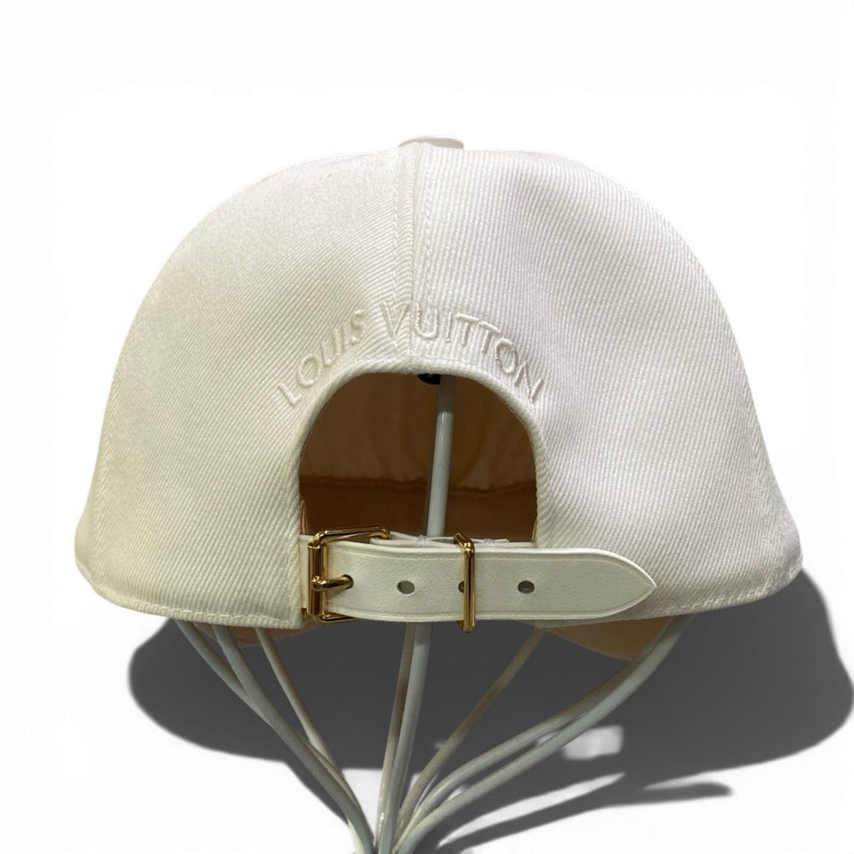Louis Vuitton Logo City Cap Hat White — view 5