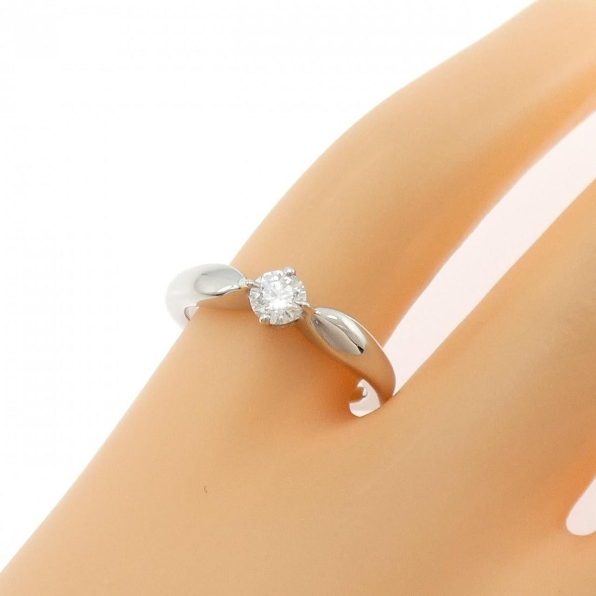 Bvlgari Dedicata a Venice Ring 0.21 CT D Vs1 3 ext — view 5