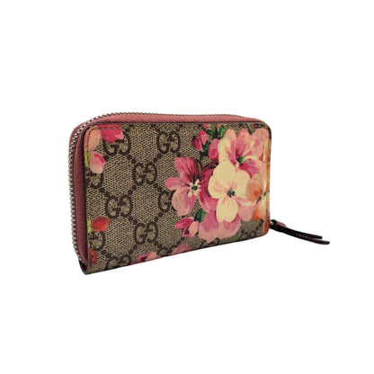 Gucci Blue Mus GG Supreme Zip Around Dusty Pink Beige Card Case Silver — view 2