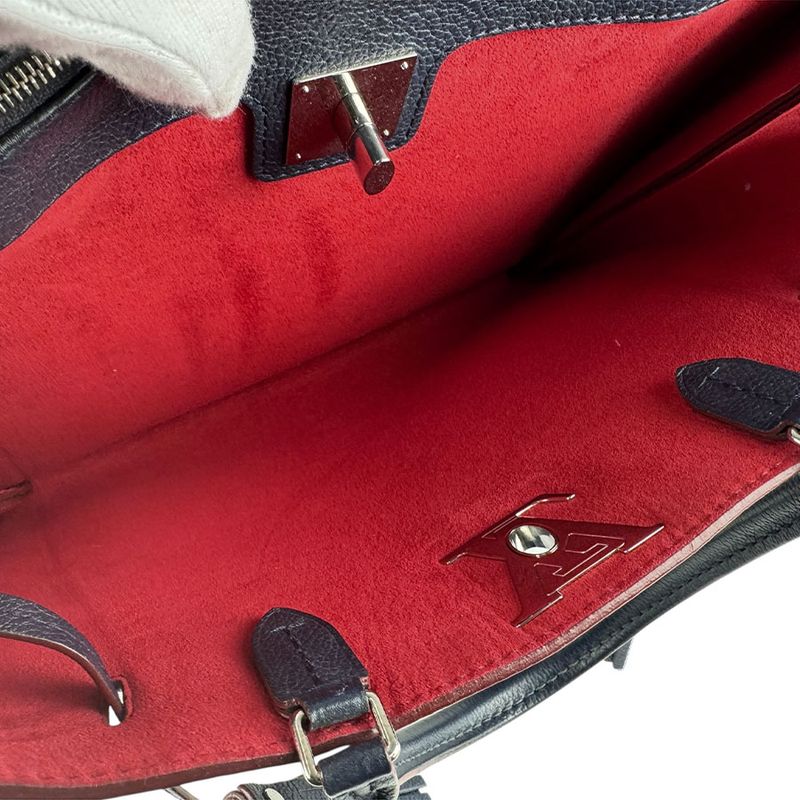 Louis Vuitton Shoulder Bag Handbag Lock Me Tote M54571