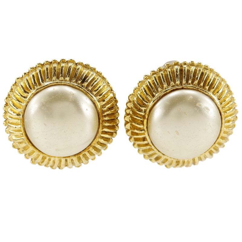 Chanel Vintage Gold Plated And Faux Pearl Ladies 29.8g Earrings