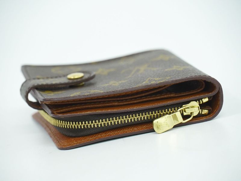 Authentic Louis Vuitton LV Compact Zip Monogram Fold Wallet Brown M61667